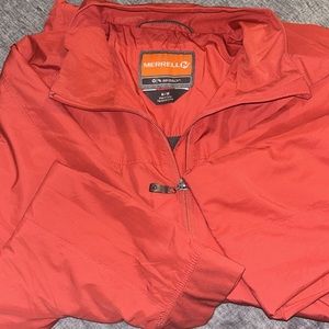 Merrell double-layered windbreaker
